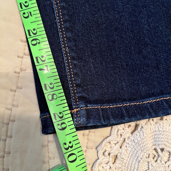 J. Jill High Rise Straight Leg Jean - Like new! Size 6 - Picture 6 of 7